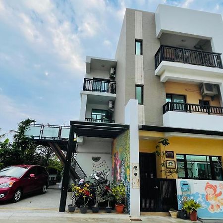 Lucky Bear Guesthouse Magong Buitenkant foto