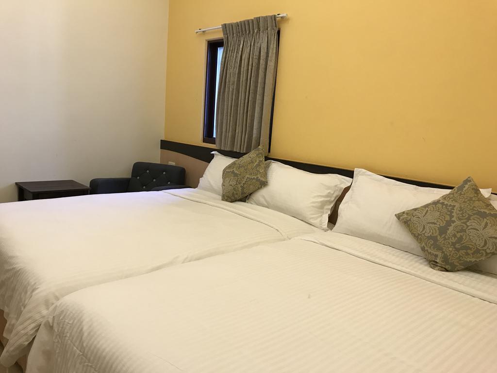 Lucky Bear Guesthouse Magong Buitenkant foto