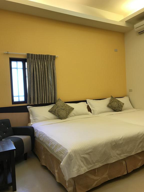 Lucky Bear Guesthouse Magong Buitenkant foto