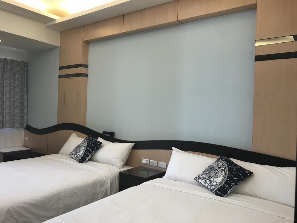 Lucky Bear Guesthouse Magong Buitenkant foto