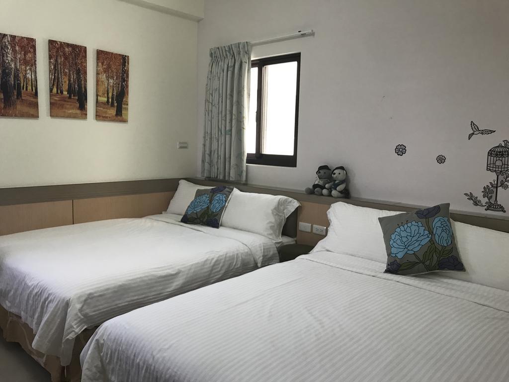 Lucky Bear Guesthouse Magong Buitenkant foto