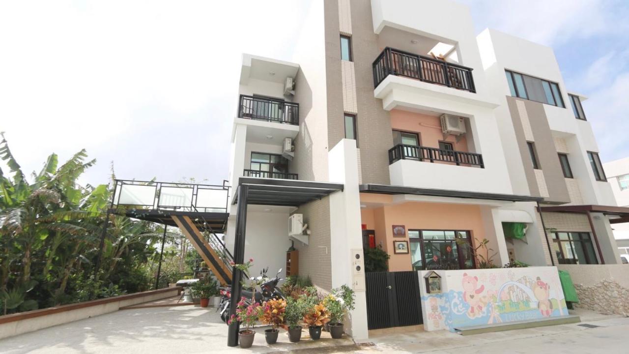 Lucky Bear Guesthouse Magong Buitenkant foto
